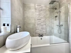 Photo 18- click for photo gallery